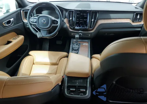 2021 Volvo Xc60 T5 Inscription from USA, damaged, VIN YV4102DL2M1744264